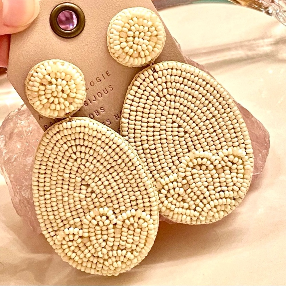 NWT Anthropologie Llani Faye Beaded Drop Earrings - Picture 4 of 14